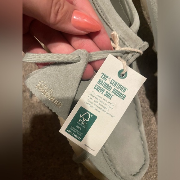 Clark’s Wallabee Beaded Shoes - Picture 9 of 9